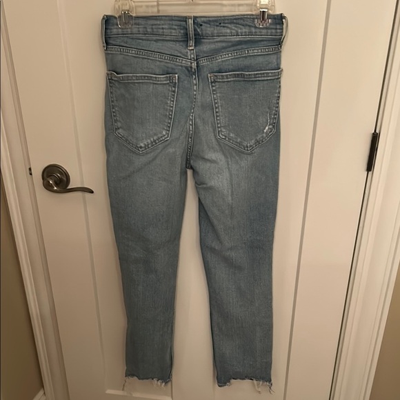 GAP Blue Ankle Cropped Jeans with Distressed Details - Picture 5 of 10